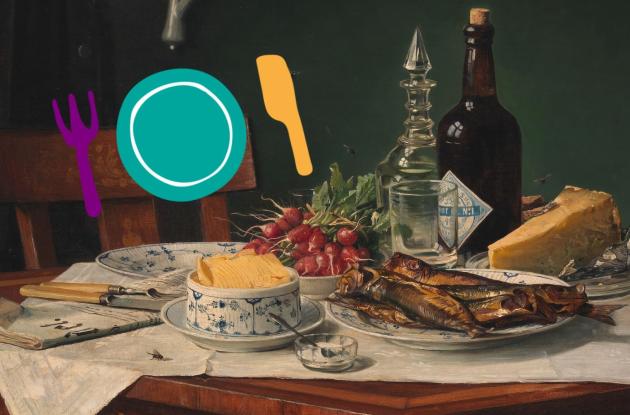 Et frokostbord med service ost, smør, øl, fisk og radiser